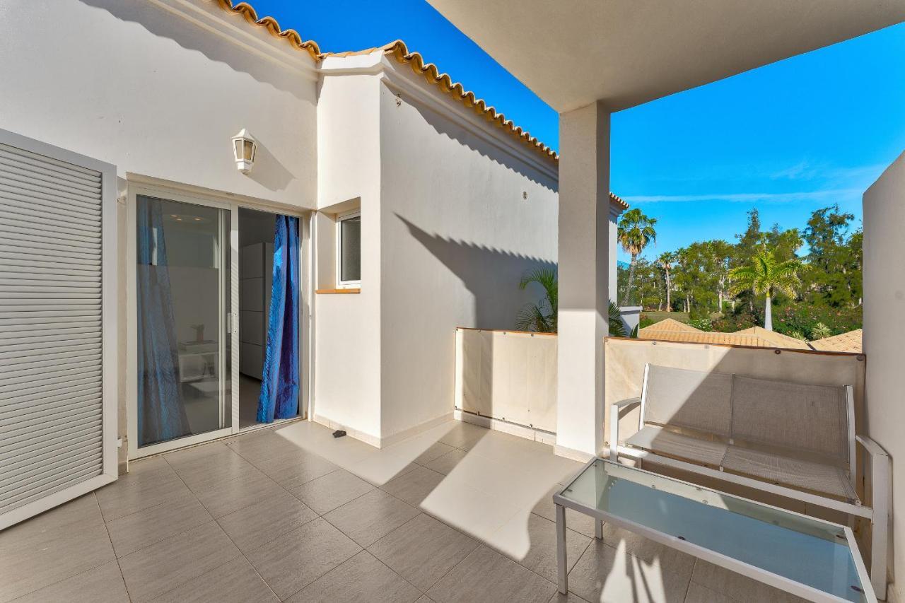 Chalet Playa De Las Americas Arona  Exterior photo