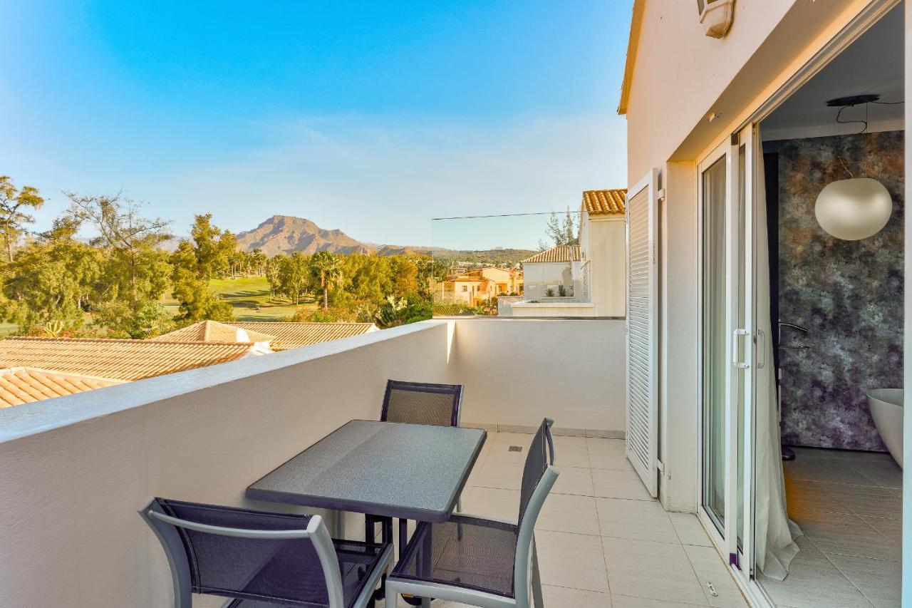 Chalet Playa De Las Americas Arona  Exterior photo